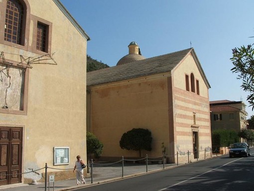 Varigotti, non solo passeggiata: la riqualificazione sarà anche per la piazza della chiesa di San Lorenzo