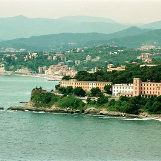 Ex Colonie Bergamasche di Celle Ligure, ieri terza affollata assemblea pubblica