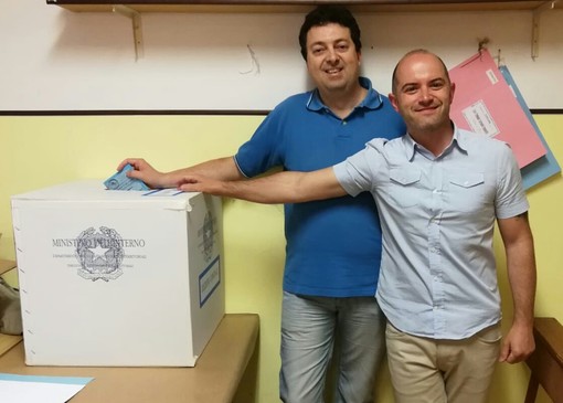 Candidati sindaci al voto, De Vecchi alle urne a Carcare