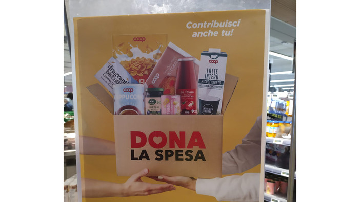 I finalesi &quot;instancabili nella solidarietà&quot;: altro record per il &quot;Dona la spesa&quot; con 888kg di materiale raccolto