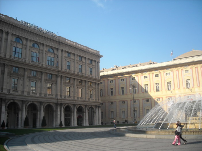 Anche Savona in Piazza De Ferrari per difendere la Costituzione