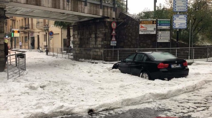 Alassio, rimane intrappolata nel sottopasso di via Diaz: donna salvata dai carabinieri