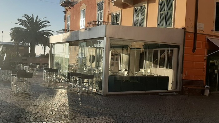 Ristorazione all’interno di un dehor/veranda esterna: la precisazione di Regione Liguria