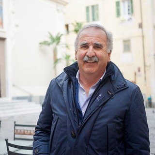 Il sindaco di Pietra Ligure De Vincenzi ospite a Radio Onda Ligure 101