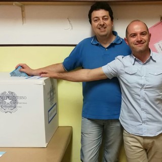 Candidati sindaci al voto, De Vecchi alle urne a Carcare