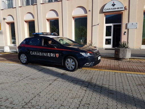 Albenga, i Carabinieri aprono le porte della Caserma a famiglie e bambini