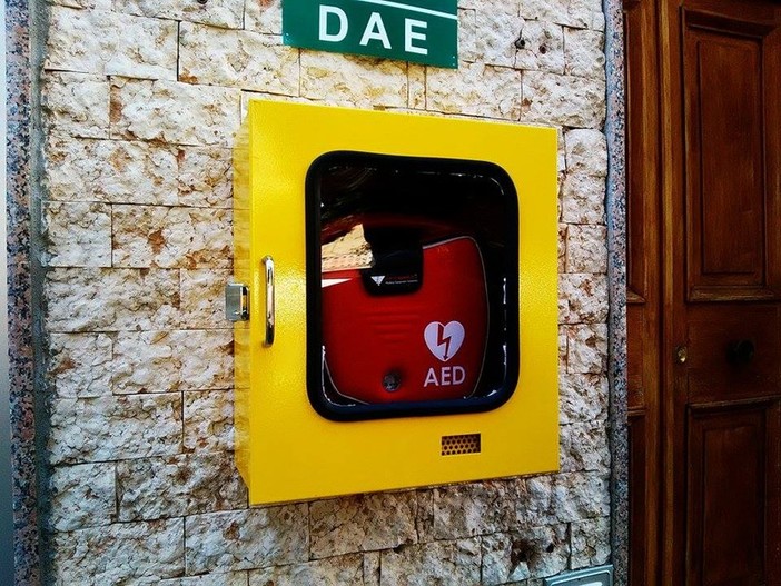 Savona, al via installazione defibrillatori nelle palestre scolastiche