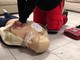 Come usare il defibrillatore, una serata alla Soms di Cairo