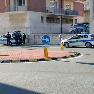 Savona, donna investita da un'auto in via Pirandello: codice rosso al Santa Corona