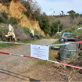 Albenga: tonnellate di rifiuti tombati, la scoperta in una discarica abusiva sequestrata ad aprile