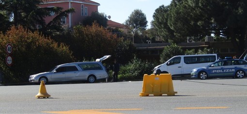 Accusa un malore alla guida, tragedia a Savona: uomo muore nei pressi del casello autostradale