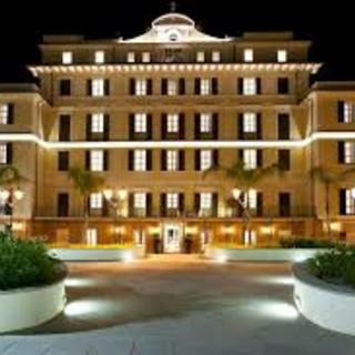 Al Grand Hotel Alassio l'aperitivo &quot;Spa Disco Sax and Relax&quot;