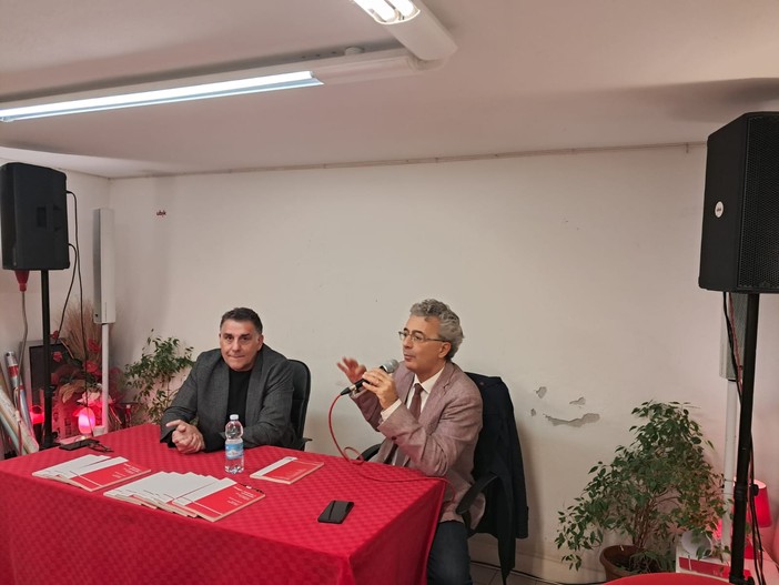 &quot;Disagio, Devianza e Criminalità. Oltre gli equivoci e le ambiguità&quot;: presentata la rivista alla Ubik di Savona (FOTO)