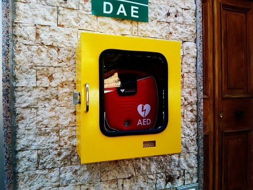 Savona, al via installazione defibrillatori nelle palestre scolastiche