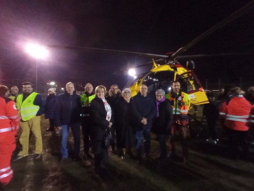 Plodio: semaforo verde, il campo sportivo è omologato per l'atterraggio notturno dell'elisoccorso (FOTO e VIDEO)