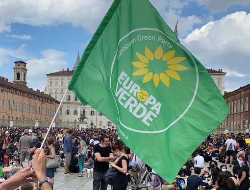 Aggressione al Da Vinci di Firenze, la solidarietà di Europa Verde Savona alla preside