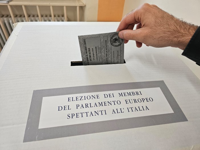 La provincia al voto europeo tende sempre più al bipolarismo; il  “terzo polo” dei moderati sotto la soglia di sbarramento