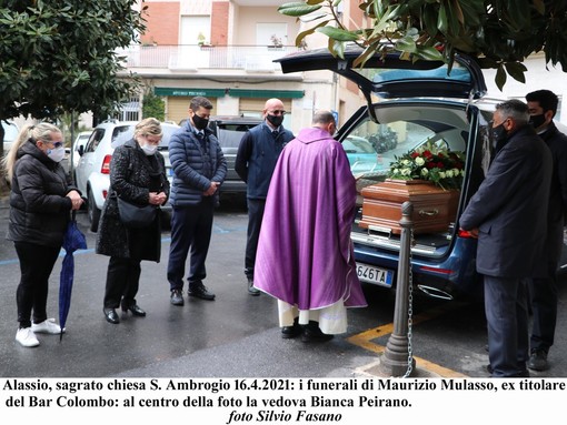 Alassio porge il suo ultimo addio allo storico esercente Maurizio Mulasso