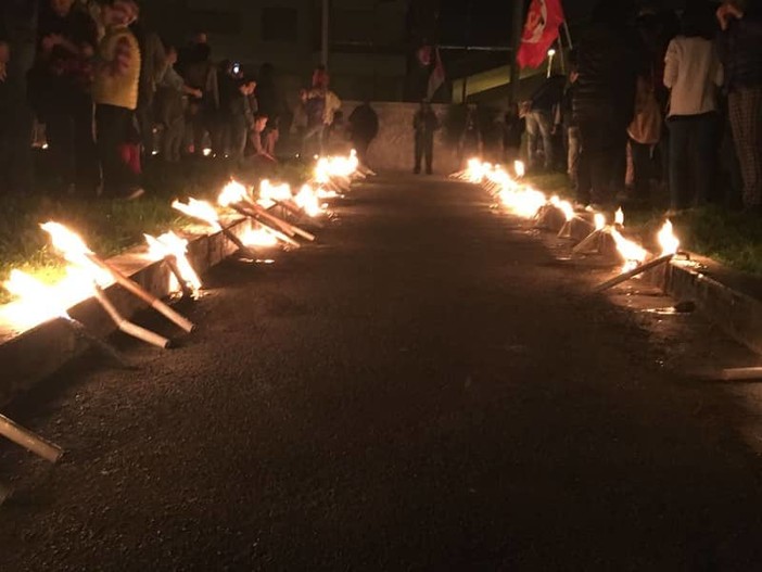 Savona, deviato per motivi di ordine pubblico il percorso della Fiaccolata del 24 aprile