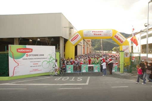 Albenga:gran fondo Noberasco, finale col botto