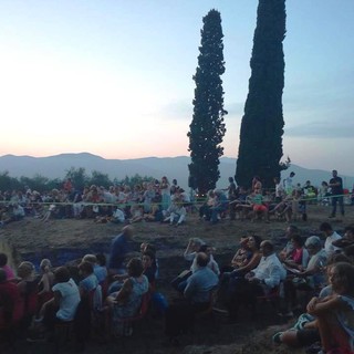 Grande successo per la serata nell'anfiteatro romano di Albenga