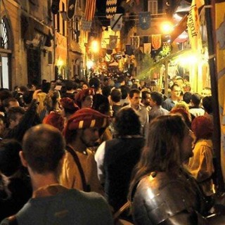 Finalborgo, l'ordinanza anti alcool per la festa medievale fa discutere: &quot;Ok le decisioni, non le premesse&quot;