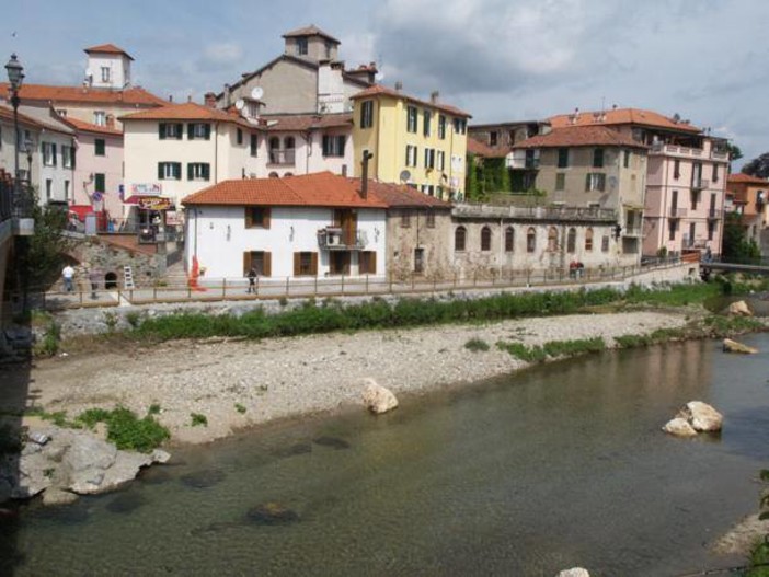 Carcare punta sul &quot;volontariato civico&quot; per la pulizia della vegetazione lungo il Bormida