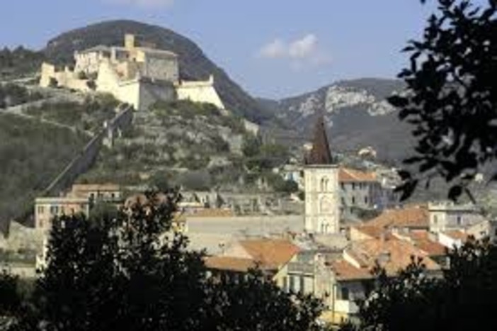 Finalborgo, il 18 ottobre la presentazione del libro “I Teatri di Finale. Musica, teatro e società dal 1752 al 1956”