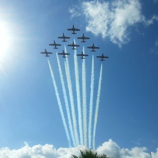 Grande spettacolo delle Frecce Tricolori a Loano: in 150mila per lo show