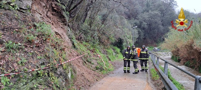 Savona, frana di via Molinero: riapertura del transito ai soli mezzi di soccorso e pedoni