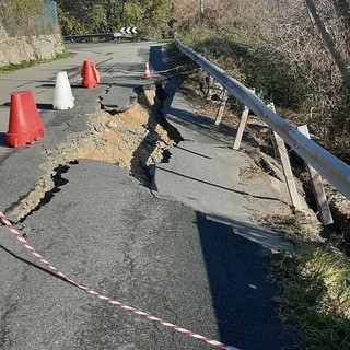 Viaggio sulle frane da Gameragna a San Martino fino a Teglia: la situazione a Stella (FOTO)