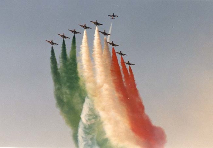 Albenga, Frecce Tricolori, Ciangherotti replica a Cangialosi