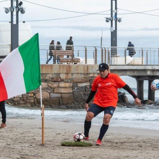 Alassio, spuntano i primi nomi della nona edizione di &quot;Footgolf in spiaggia&quot; pro Airc