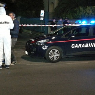 Loano, ferito in un box interrato: il 23enne albanese si è sparato accidentalmente