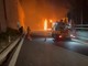 Furgone in fiamme in A10, autostrada chiusa e traffico paralizzato