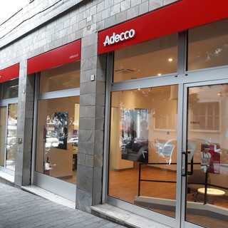 Savona, la storica filiale Adecco si rinnova: nuova sede in corso Italia