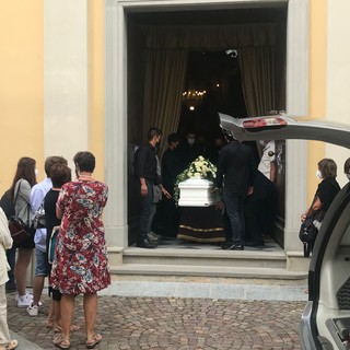 Millesimo, grande commozione per l'ultimo saluto a Giovanni Paolo Giamello (FOTO e VIDEO)