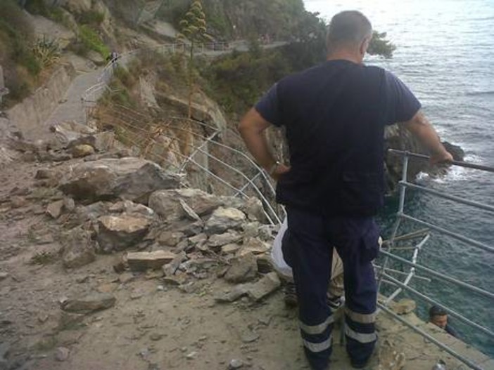 Frana alle Cinque Terre: nove indagati