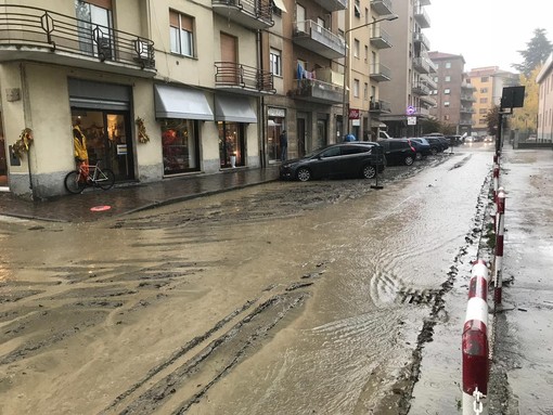 La pioggia colpisce la Val Bormida: allagamenti e smottamenti a Cairo Montenotte (FOTO e VIDEO)