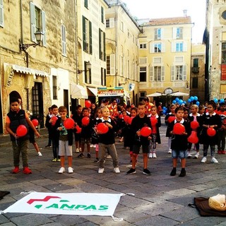 &quot;Supereroi senza superpoteri&quot;: la Croce Bianca Albenga insegna ai bambini l'importanza del massaggio cardiaco (FOTO e VIDEO)