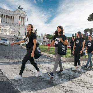 Politiche 2022, Laura Pollio (Albenga) e Ilaria Giabbani (Genova) chiedono ai candidati di impegnarsi nella lotta per porre fine alla povertà estrema