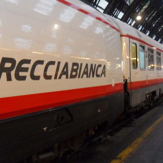 Trasporti, Toti e Berrino: “Soddisfatti per i nuovi servizi Frecciabianca in sostituzione dei Thello”