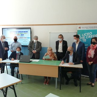 Albenga: firmato il protocollo d’intesa tra Liceo, E.L.F.o Liguria e Fondazione Oddi per la Summer School