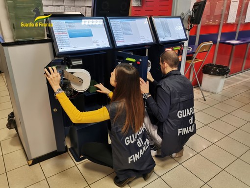 Sequestrati oltre 2 milioni di euro a un bookmaker maltese: l'operazione della Guardia di Finanza