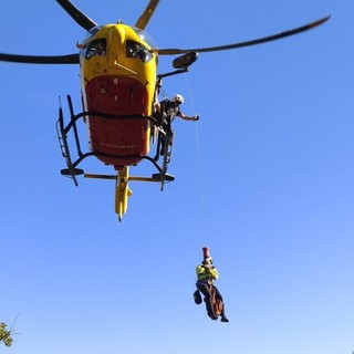 Calice, biker cade sul sentiero Madonna della Guardia: al Santa Corona con l’elisoccorso