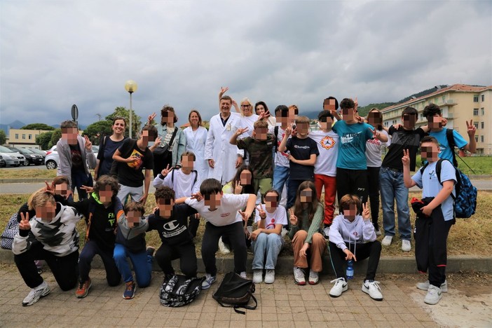 I ragazzi dell'Istituto Don Bosco di Alassio in visita all'Unità Spinale del Santa Corona (FOTO)