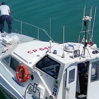 Alassio, sfiorata la tragedia: famiglia di 4 persone salvata in mare dalla Guardia Costiera