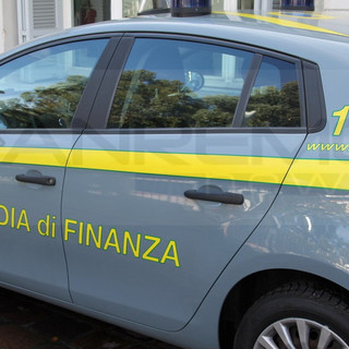 Guardia di Finanza, bando di Concorso per il reclutamento di 10 tenenti in servizio permanente effettivo del ruolo tecnico-logistico-amministrativo