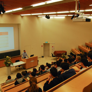 I Giovani per la Scienza visitano in Svizzera il Paul Scherrer Institute