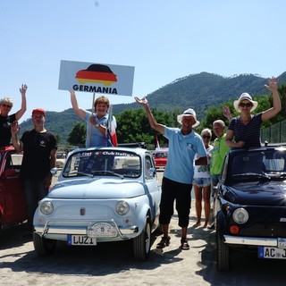 Garlenda, con il tradizionale gran finale si è concluso il trentacinquesimo Meeting Internazionale di Fiat 500 storiche